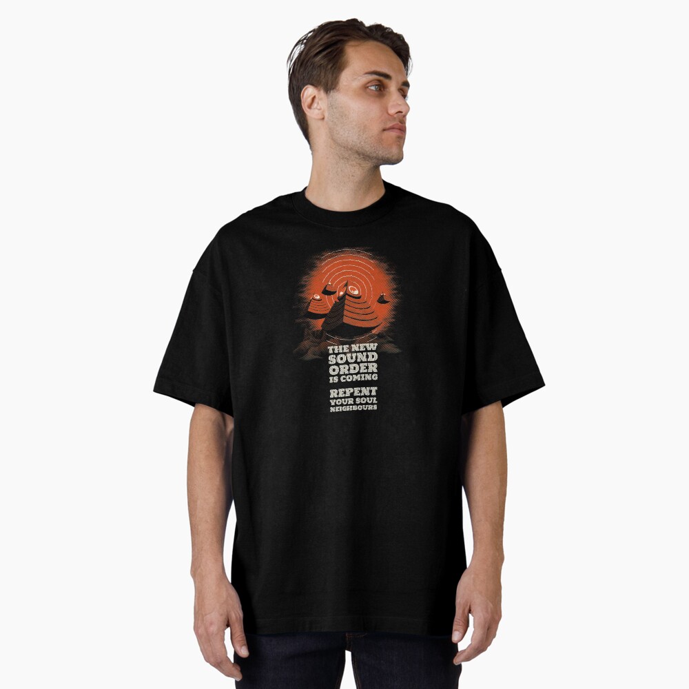 Aperçu de l'œuvre T-shirt oversize créée et vendue par MC-aka-Panurge.