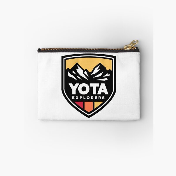 Artikelvorschau, Yota Explorers Schild Abzeichen Toyota Vintage Rennstreifen Berge Offroad entworfen und verkauft von sticker-stacker.