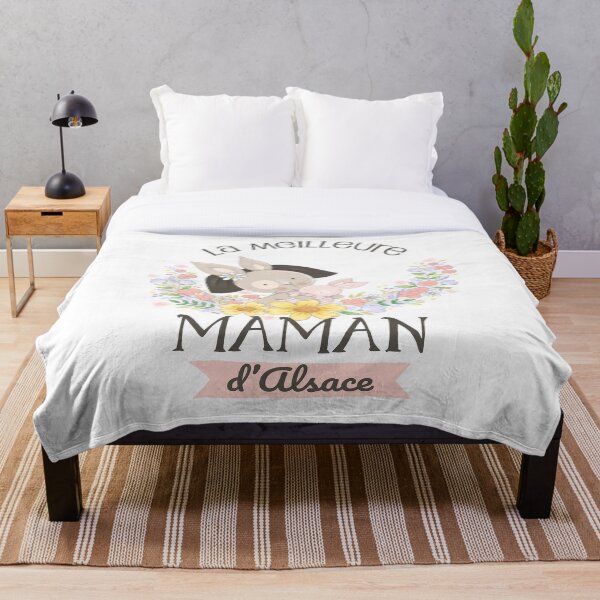 The best mom in Alsace Throw Blanket