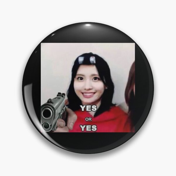 Artikel-Vorschau von Momo Meme, designt und verkauft von kpopTV.