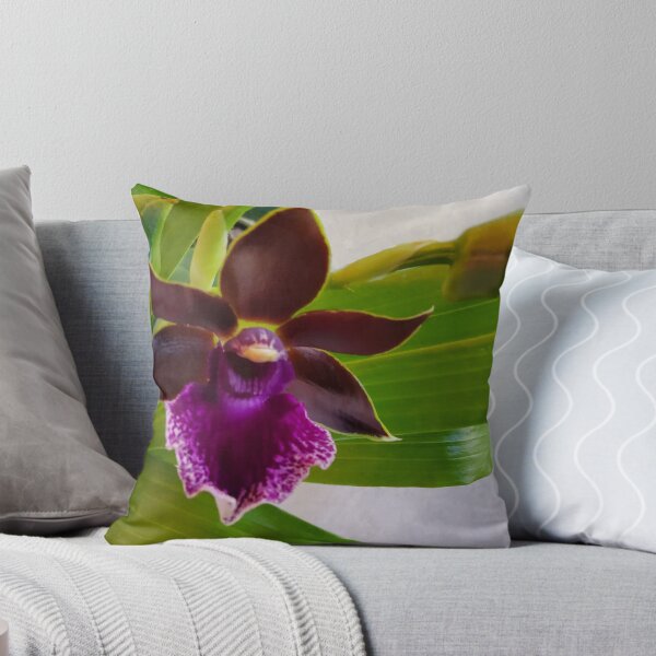 Artikelvorschau, Zygopetalum Orchidee Nahaufnahme entworfen und verkauft von kittenpink.