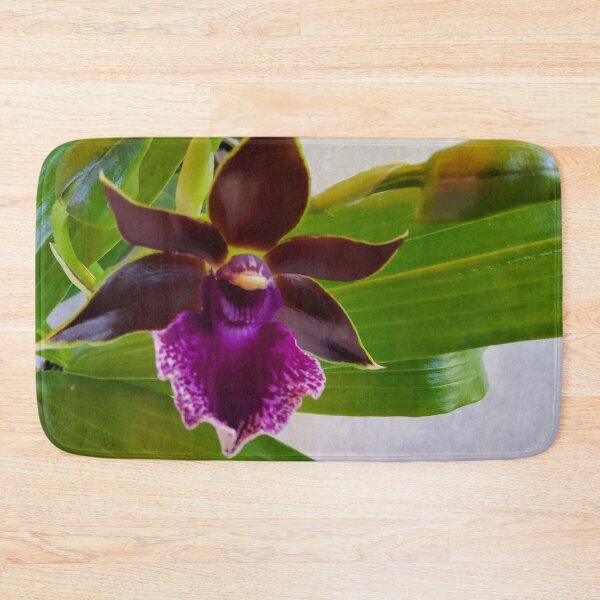 Artikelvorschau, Zygopetalum Orchidee Nahaufnahme entworfen und verkauft von kittenpink.