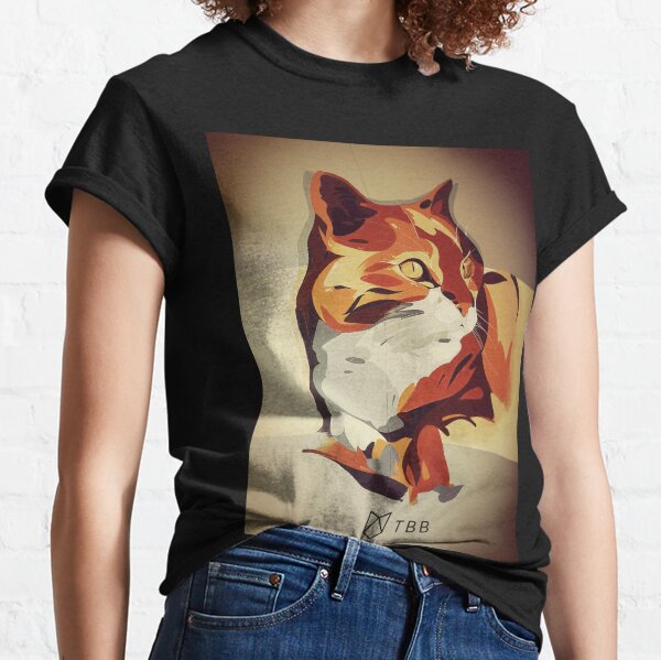 Cat looks back Classic T-Shirt
