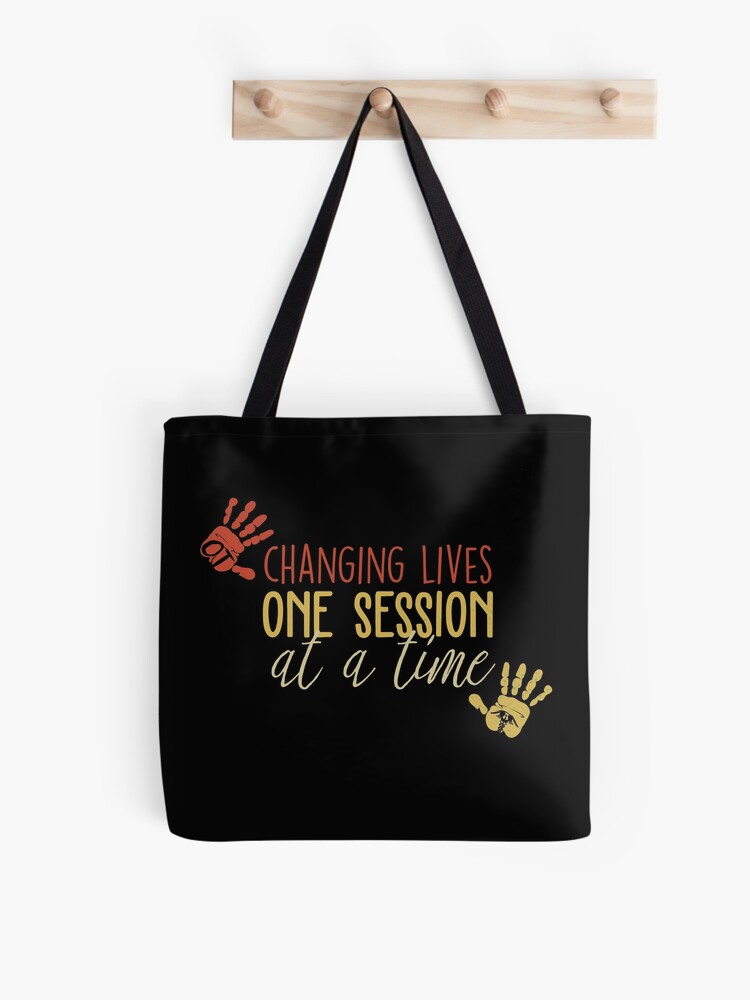 Bolsa de tela «Regalos de terapia ocupacional, ropa de terapeuta OT» de  majidkacm | Redbubble