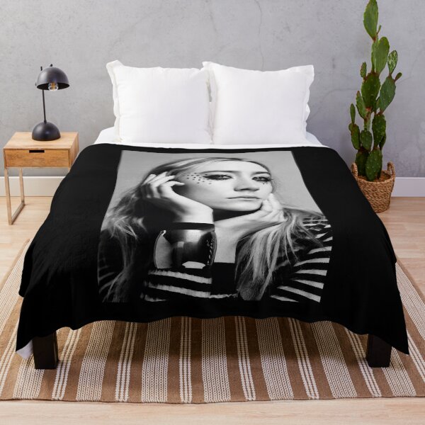 Item preview, Saoirse Ronan Mujercitas designed and sold by JustGretaGerwig.