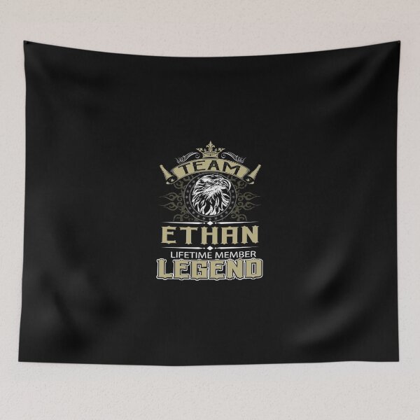 Artikelvorschau, Ethan Name T-Shirt - Ethan Eagle Lifetime Member Legend 2 Geschenkartikel Tee entworfen und verkauft von lawkeira11.