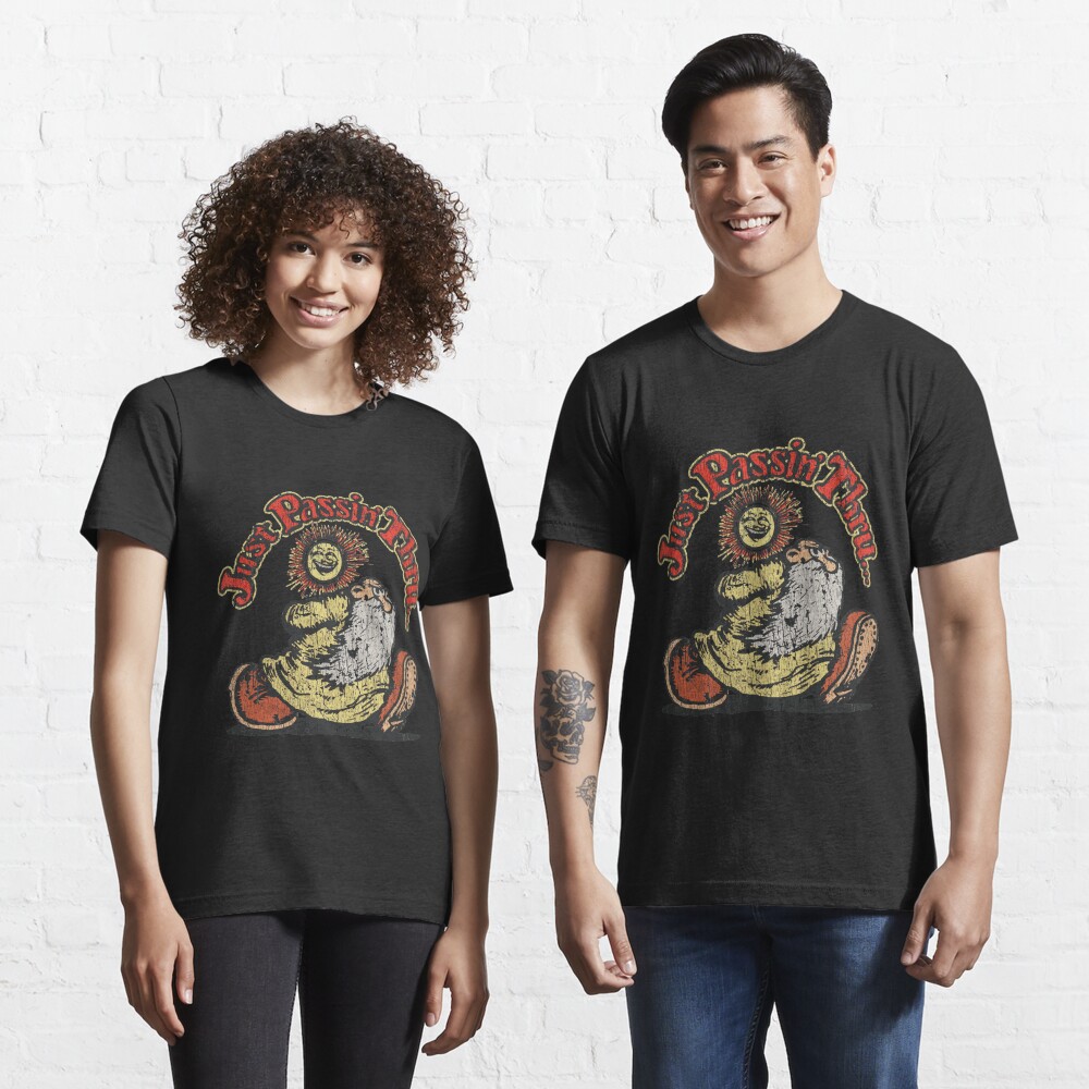 JUST PASSIN ’THRU 1967 VINTAGE Essential T-Shirt