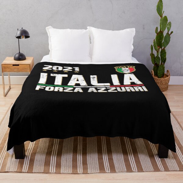 Artikelvorschau, Italien Forza Azzurri Fußballtrikot Italien Flagge Fußball 2021 entworfen und verkauft von omerherbert.