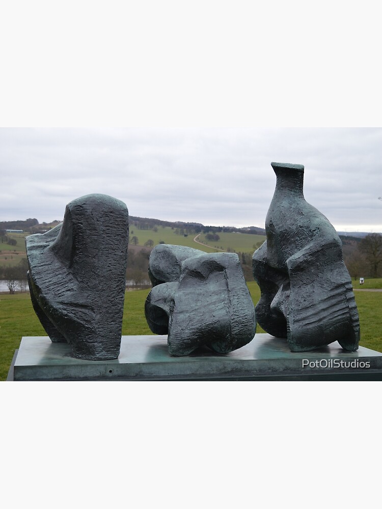 henry moore three standing figures