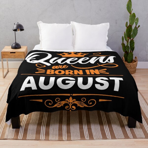 Item preview, Las reinas nacen en agosto designed and sold by mouad naouiri.