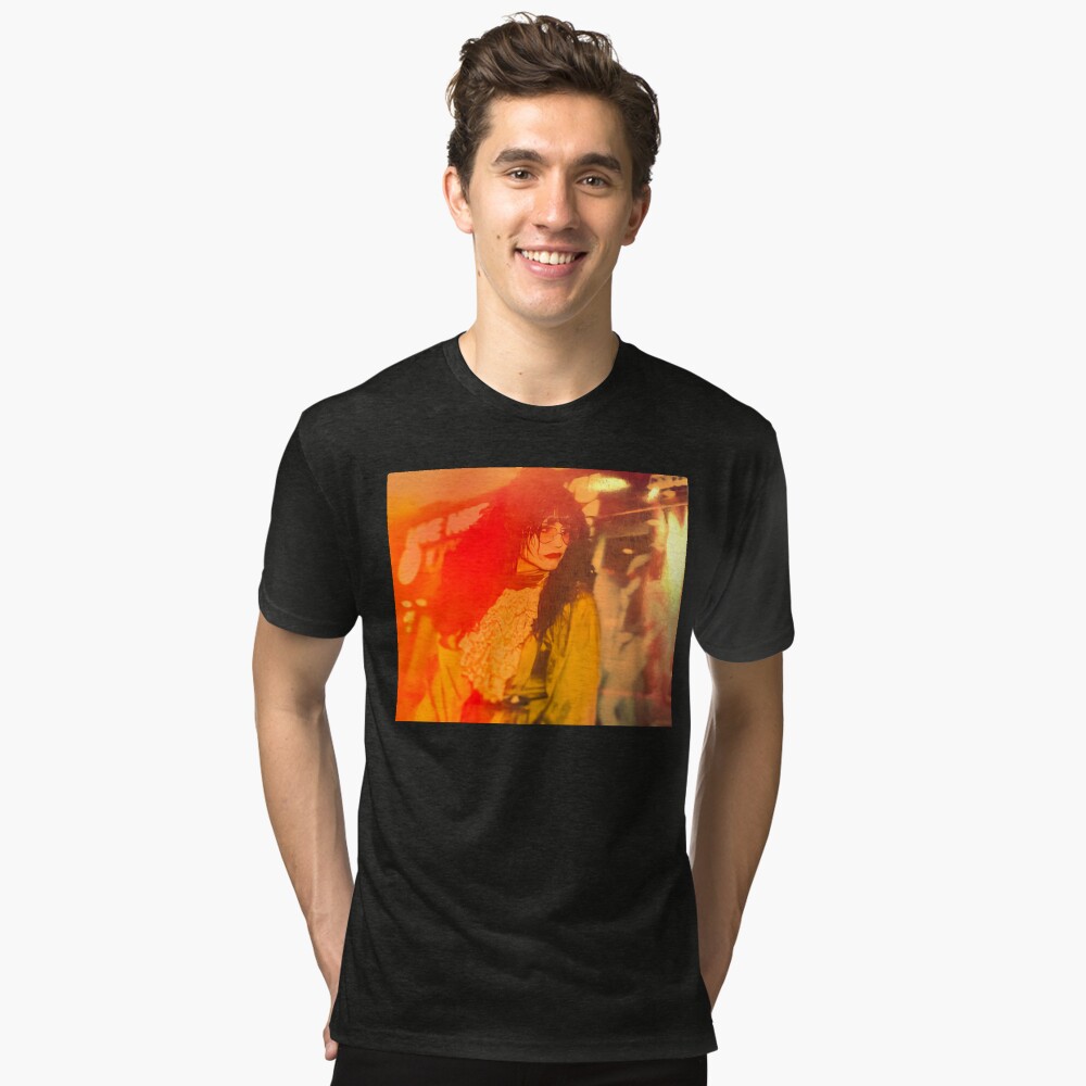 Aperçu de l'œuvre T-shirt chiné créée et vendue par RoyalNadja.