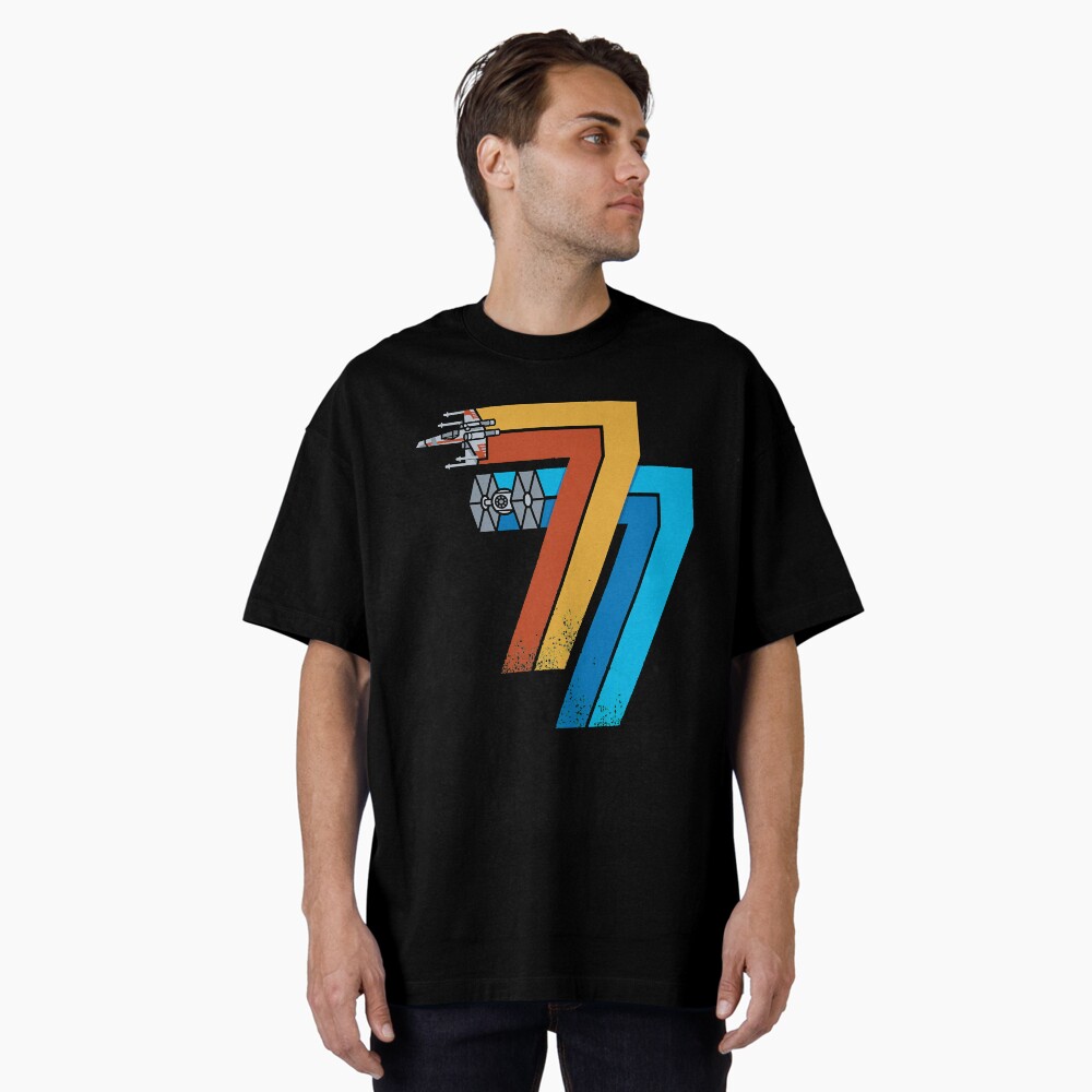 Vista previa del artículo con la obra «Camiseta oversize», diseñado y vendido por Sucely1996.