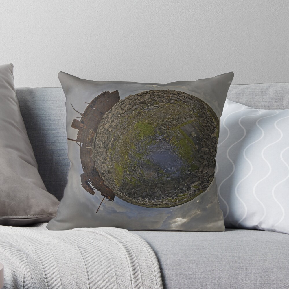 The Plassey Wreck, Inisheer Throw Pillow