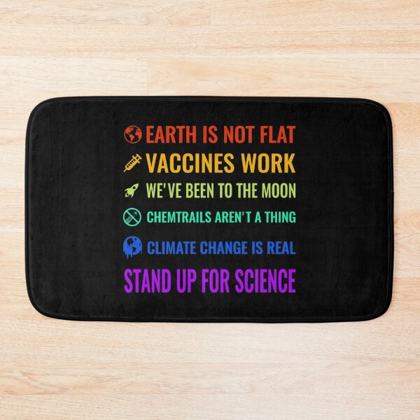 Artikelvorschau, Earth Is Not Flat Vaccines Work T-ShirtDie Erde ist nicht flach! Impfstoffe wirken! entworfen und verkauft von PutiGaan.
