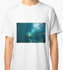 Diver on shot rope reached lazy shot! Classic T-Shirt
