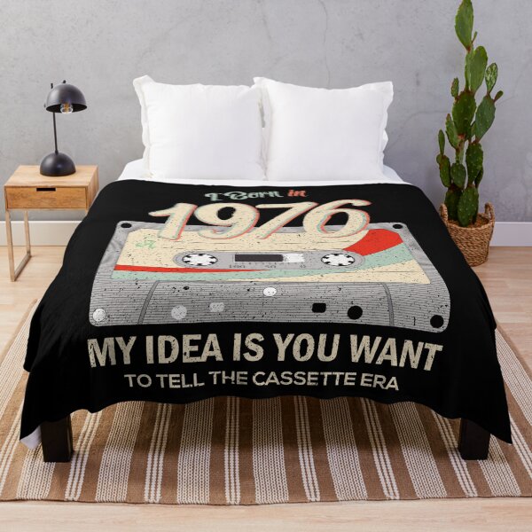Item preview, La muerte de la cinta de cassette, 1976 designed and sold by Rima Amin.