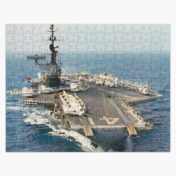 Vista previa del artículo con la obra «ALMACÉN DEL BARCO USS MIDWAY (CVA-41)», diseñado y vendido por militarygifts.