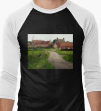 Wellow, a Quiet Corner. Men's Baseball ¾ T-Shirt