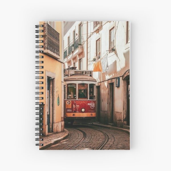 Aperçu de l'œuvre Tram / tramway de Lisbonne créée et vendue par MorningFive.