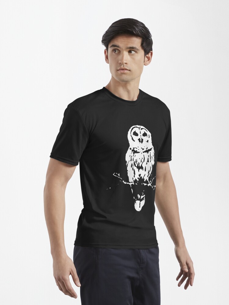 Aperçu 3 sur 7. T-shirt respirant avec l'œuvre OwlGrey vêtements bio bambou oiseau chouette Art chouette Illustration chouette impression femmes mystique chouette science créée et vendue par AdisonKelP.