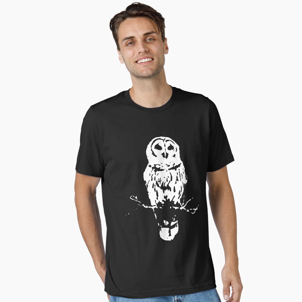 Aperçu de l'œuvre T-shirt essentiel créée et vendue par AdisonKelP.