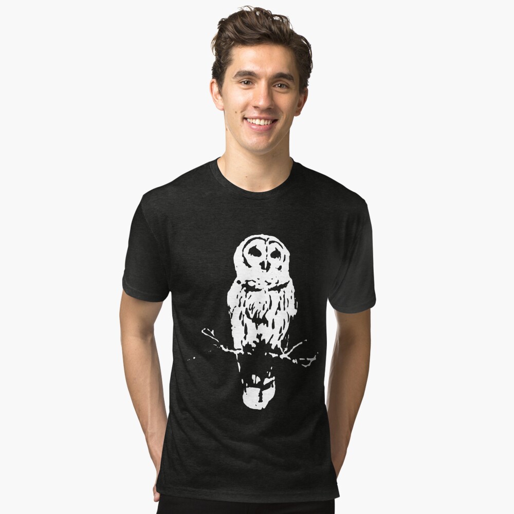 Aperçu de l'œuvre T-shirt chiné créée et vendue par AdisonKelP.