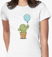 Love knows no bounds Women's Fitted T-Shirt