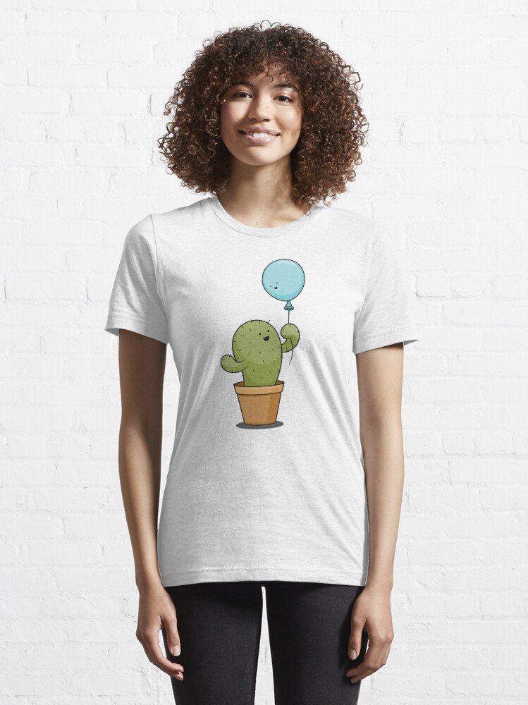 Alternate view of Love knows no bounds Essential T-Shirt