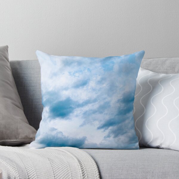 Artikel-Vorschau von Blauer bewölkter Himmel, designt und verkauft von nicolebg.