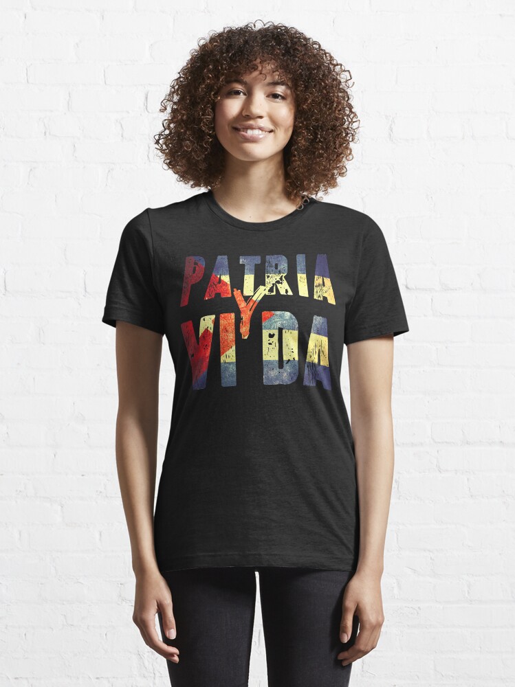 Alternate view of Patria Y Vida Essential T-Shirt