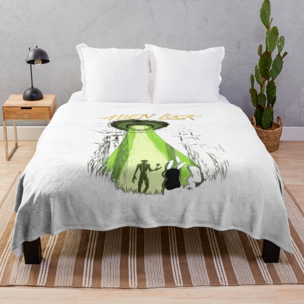 Artikelvorschau, ALIEN GLÜCK entworfen und verkauft von Kaito Fashion.