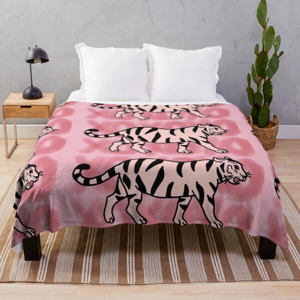 Artikelvorschau, Preppy Pink Tigers entworfen und verkauft von lilydardano.