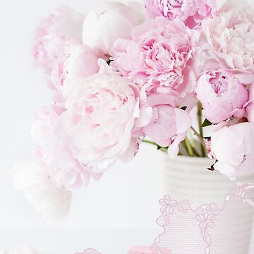 Aperçu de l'œuvre Shabby Chic Pivoines Vase Vieille Dentelle Français Macarons Dessert Élégant Décor À La Maison de DiverseVisionsHarmony