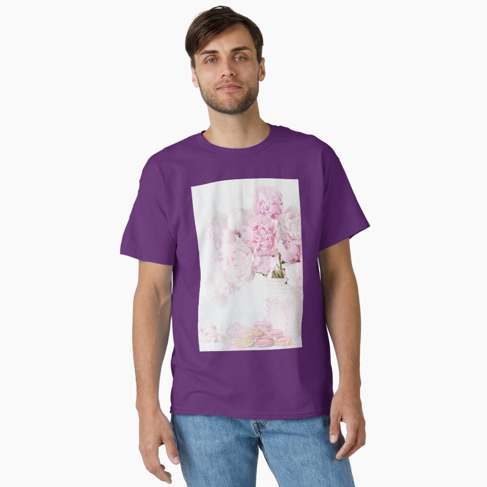 Aperçu de l'œuvre T-shirt classique créée et vendue par ErikaBartha.