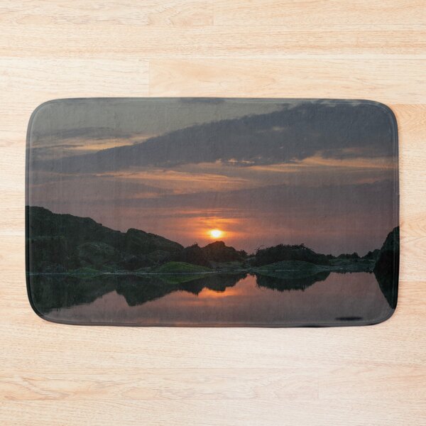 Item preview, Groovy Here Comes The Sun designed and sold by Benn-IA.