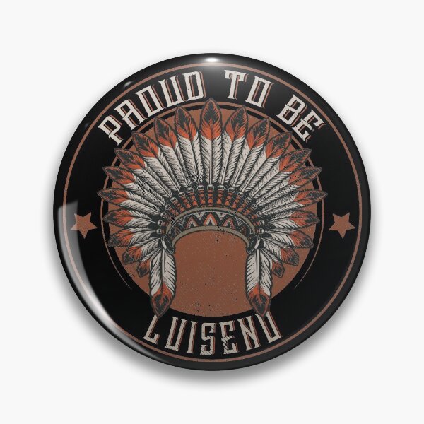 Aperçu de l'œuvre Tribu amérindienne Peuples autochtones : Amérindien fier d'être une tribu Luiseno Coiffe - T-shirt amérindien - T-shirt Luiseno de la Première Nation - Cadeau Luiseno créée et vendue par nativeStor.