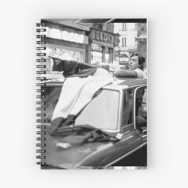 Item preview, r2956/ Retour vers le Passé ! Les Gens de Paris : Les Supporters Français sont là (4 Konica T3: Vivitar Série 1:70.210 hp5 400 iso Okaio Créations Olavia & Olao 1975 designed and sold by o.okaïo.