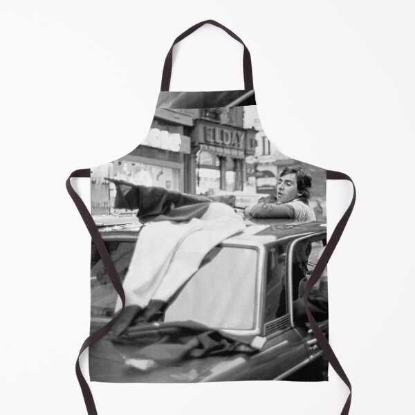 Item preview, r2956/ Retour vers le Passé ! Les Gens de Paris : Les Supporters Français sont là (4 Konica T3: Vivitar Série 1:70.210 hp5 400 iso Okaio Créations Olavia & Olao 1975 designed and sold by o.okaïo.