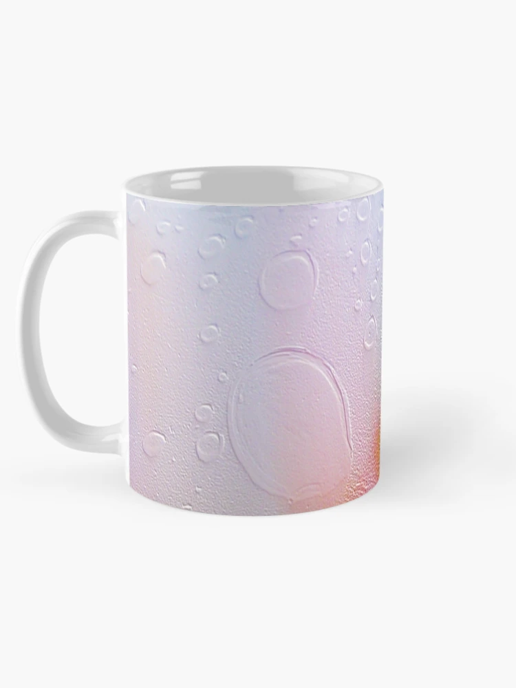 Aperçu 5 sur 6. Mug à café avec l'œuvre EXODE créée et vendue par Peter Stratton.