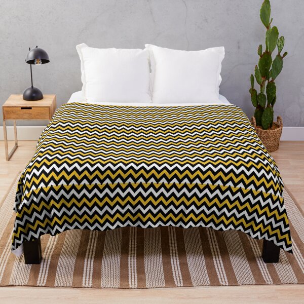 Item preview, (Bee pattern) designed and sold by Patternsonly.