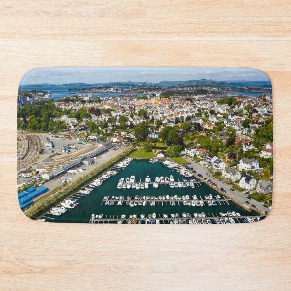 Artikelvorschau, Schöner Kai mit Booten in Stavanger, paradis brygge stavanger entworfen und verkauft von Trendy Merch 90.