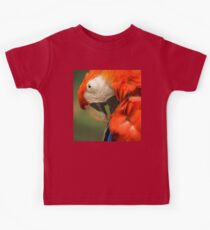Red Parrot, the Scarlet Macaw – portrait Kids Tee