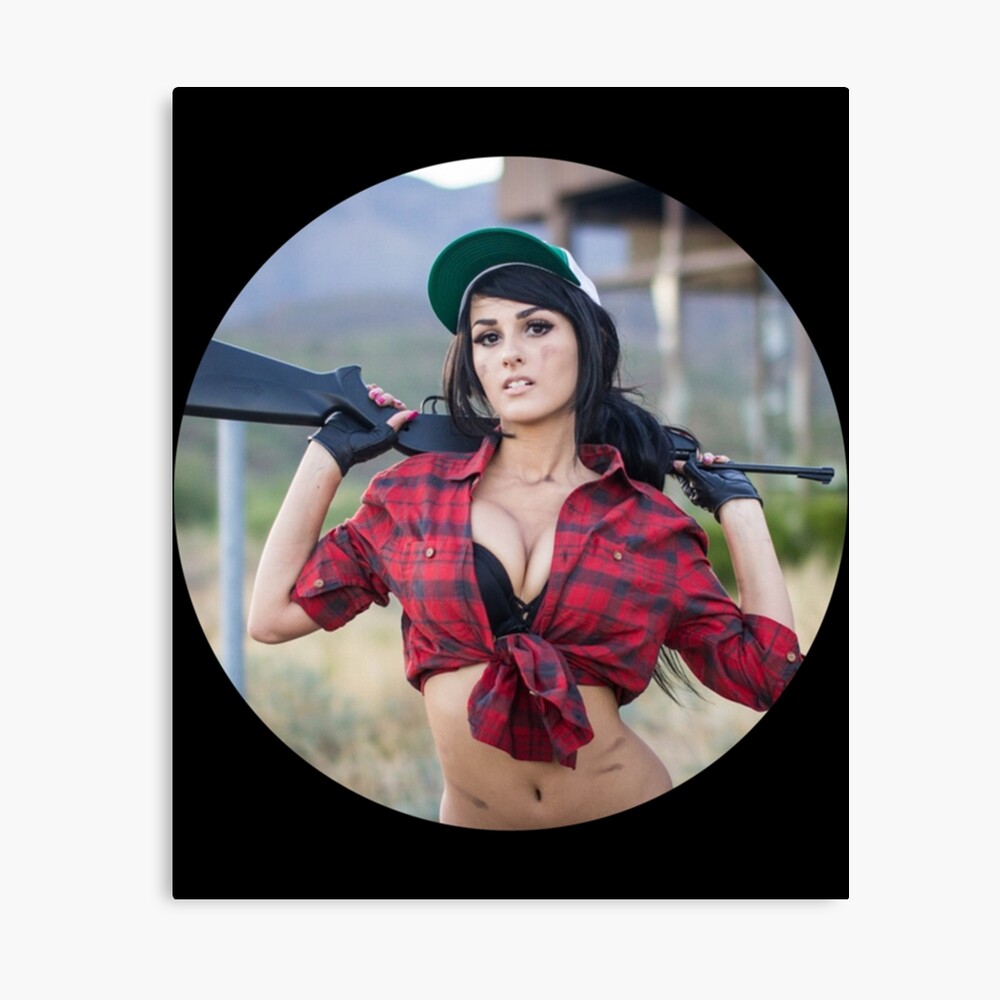 Sniperwolf Hot