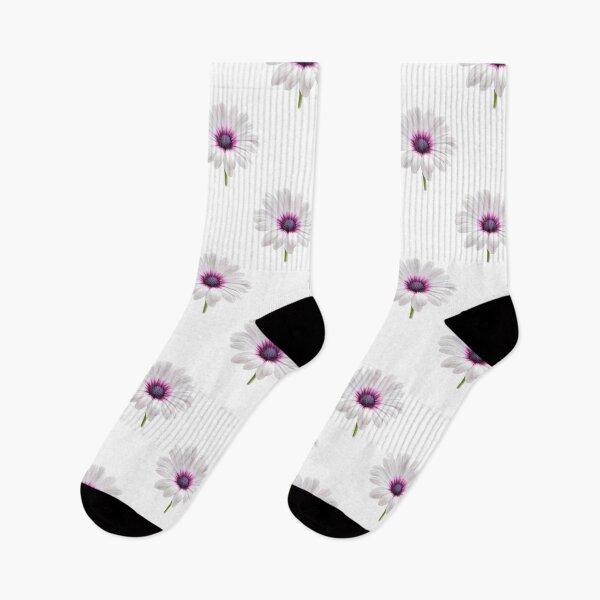 Artikelvorschau, Weiße & lila Blüten entworfen und verkauft von newburyboutique.