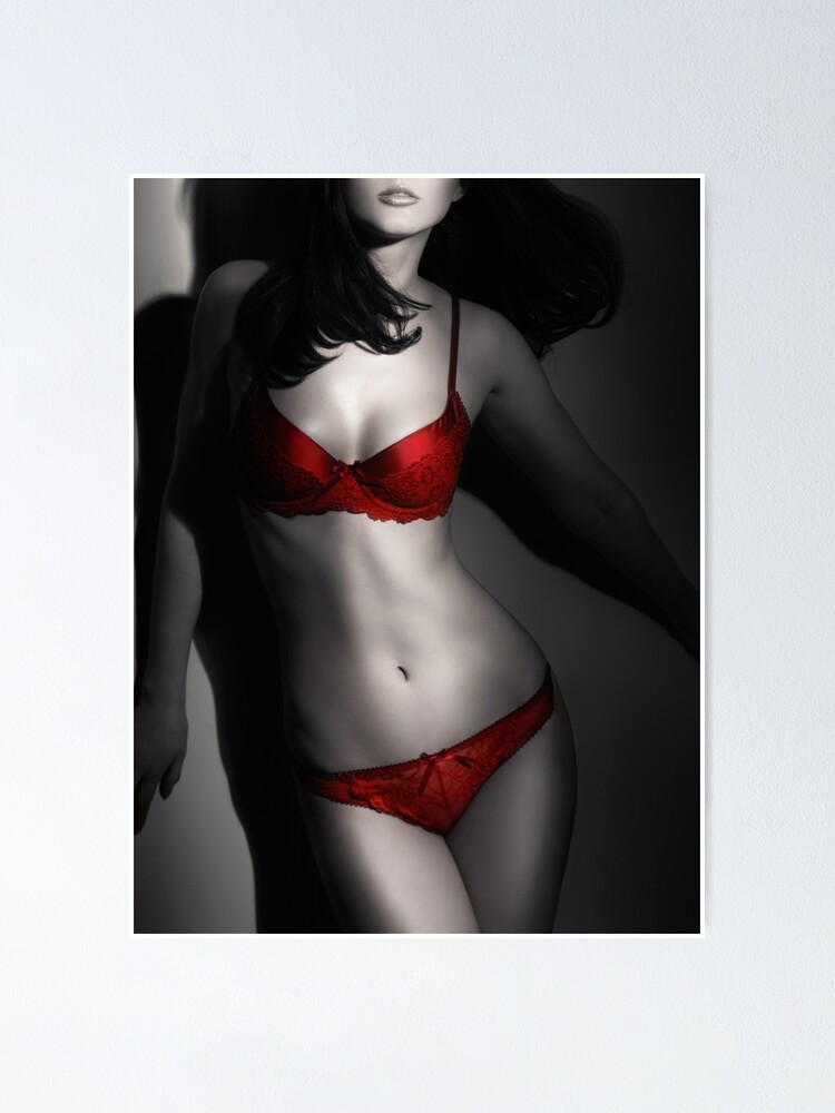 Berenjena Oh querido Orgulloso Póster «Sexy mujer joven en lencería roja arte foto impresión» de  ArtNudePhotos | Redbubble