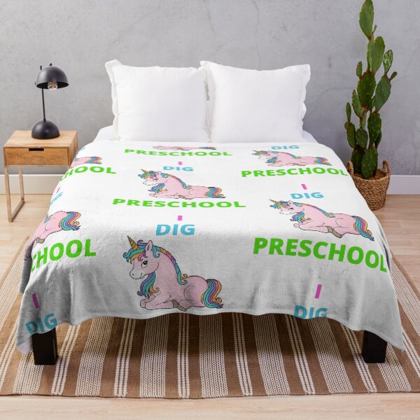 Item preview, ME ENCANTA EL PREESCOLAR. LISTO PARA DARLE LA VUELTA AL PREESCOLAR. designed and sold by Artloverperson1.