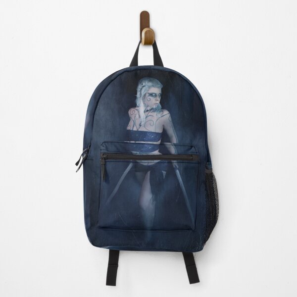 Item preview, "Warriors do not lower themselves to the standards of others; they live according to their own standards and code of honor," said the elf designed and sold by strawberries.