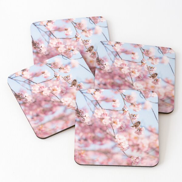 Aperçu de l'œuvre Floral et moineau créée et vendue par BlessingDirect.