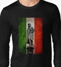 Christopher Columbus Statue with Italian Flag Long Sleeve T-Shirt