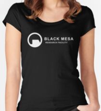 Black Mesa Women's Fitted Scoop T-Shirt